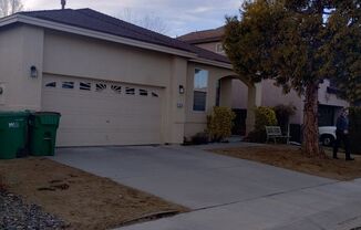 3 beds, 2 baths, $2,300