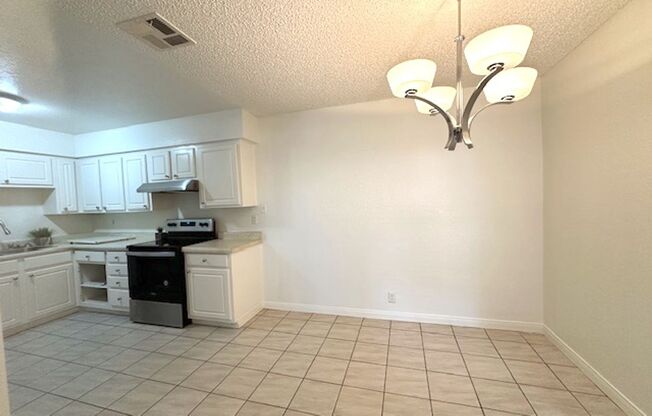 2 beds, 2 baths, $1,495, Unit # 1161