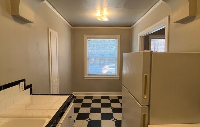 Studio, 1 bath, $1,295, Unit 112