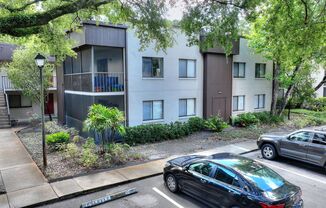 Welcome to this charming 2-bedroom, 2-bathroom 1st Floor Condo in the Raintree Village Community!