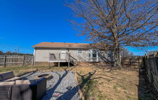 Fenced Backyard--No Breed Restrictions! Close to Post!