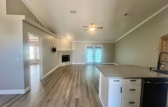 Wonderful 3 bedroom home in Green Cove Springs!