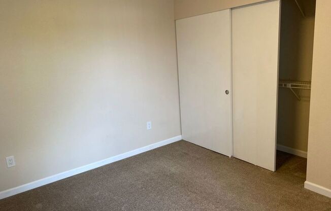 1 bed, 1 bath, 410 sqft, $1,425, Unit 210