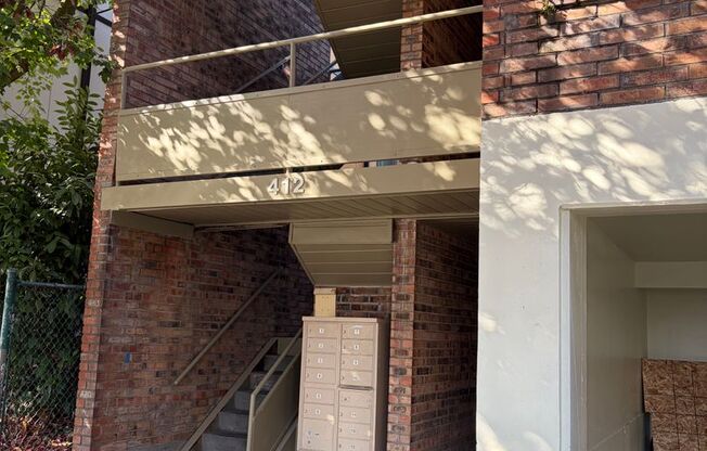 412 W MERCER APARTMENTS