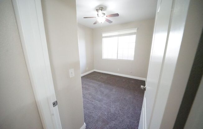 3 beds, 2 baths, $1,740, Unit Parcel #: 138-28-513-111