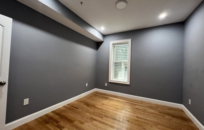 4 beds, 2 baths, 1,200 sqft, $6,000, Unit 2