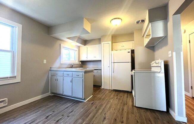 DKR - 8919 W Hampton Ave