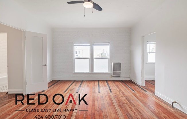 109 2/3 S NORMANDIE AVE