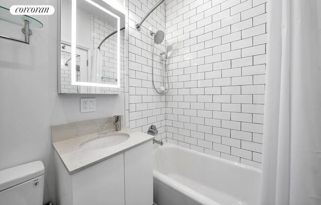 231 E 54 ST