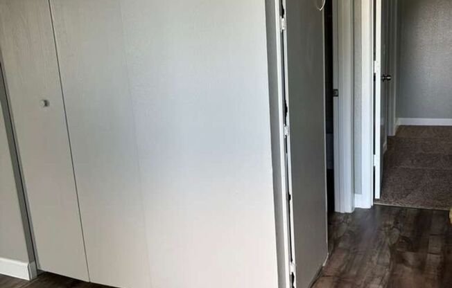 2 beds, 1 bath, 850 sqft, $1,575, Unit 1107 D5
