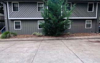 2012 Bradford Ct Apts