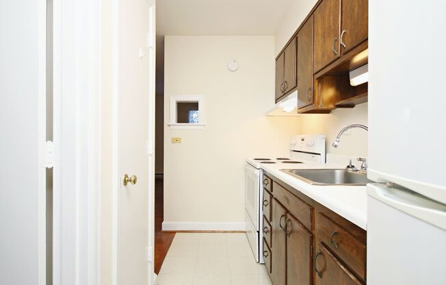 1 bed, 1 bath, $1,175, Unit #08