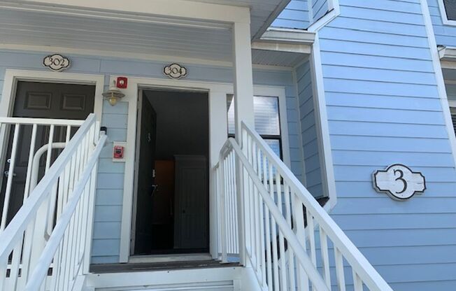 Enjoy beachside living at this beautiful 2 bedroom condo in Summer House!