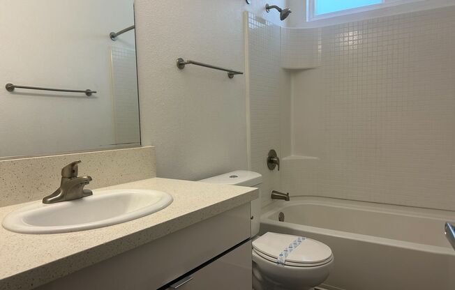 2 beds, 2 baths, 1,050 sqft, $3,275, Unit D021