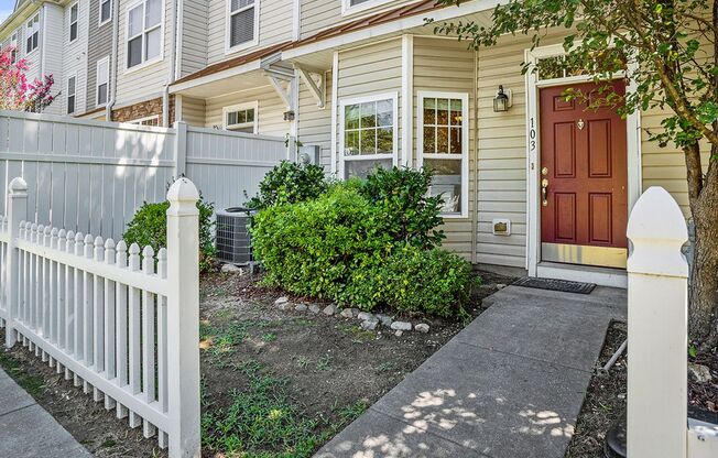 Available NOW!! 11701 Coppergate Dr. Unit 103, Raleigh NC 27614