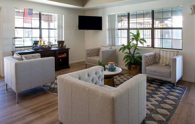 Lounge area at Whispering Sands Apartments in Albuquerque