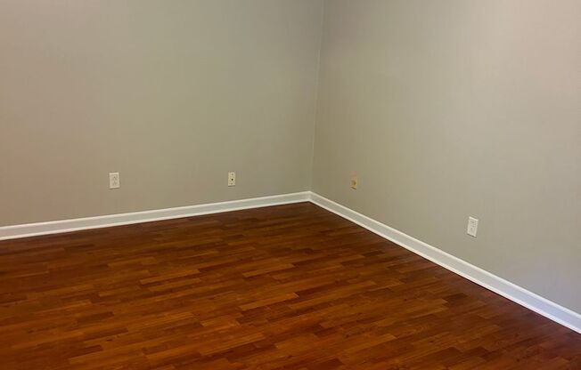 Greenville - 2BR, 1BA, 1000SF