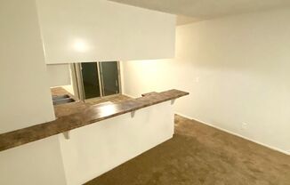 2 beds, 1 bath, $1,495, Unit B