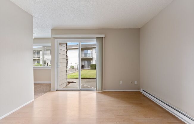 1 bed, 1 bath, 675 sqft, $1,195, Unit #11