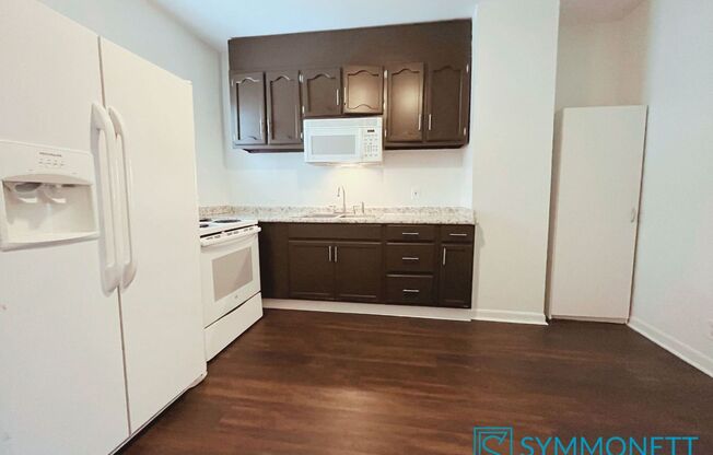 1 bed, 1 bath, 650 sqft, $750, Unit A