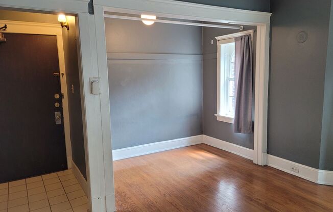 1 bed, 1 bath, $1,125, Unit 11