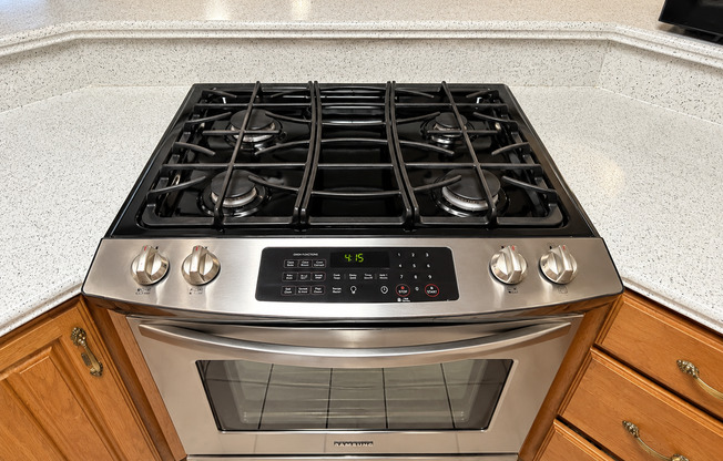 3 beds, 2 baths, $1,795