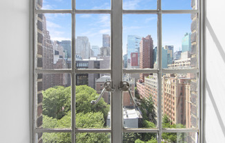 45 TUDOR CITY PL