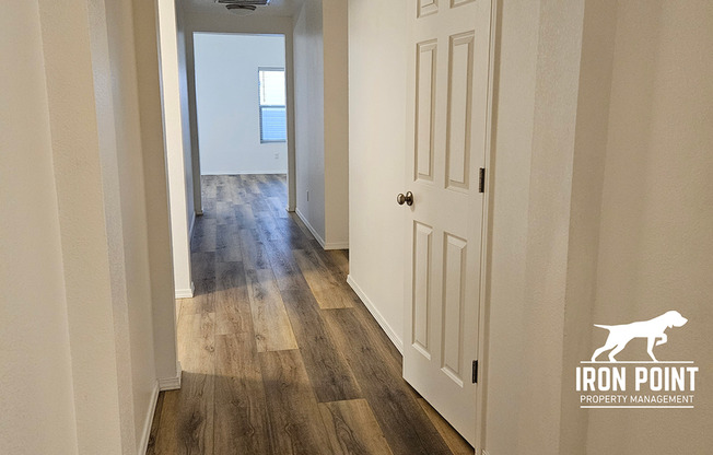 *$500 off your first months rent!* Move-in Ready Home w/new paint & flooring throughout, 2 car garage.