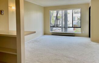 Sunny Studio in Resort Setting on the Bay 15 minutes from SF
