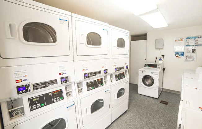 1 bed, 1 bath, 500 sqft, $1,400, Unit 760-06