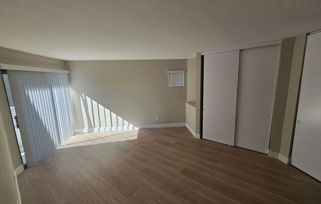 2/2 Condo in Mira Mesa with Easy Freeway Access