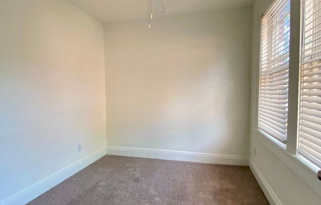 1 bed, 1 bath, 475 sqft, $1,670, Unit 800-04