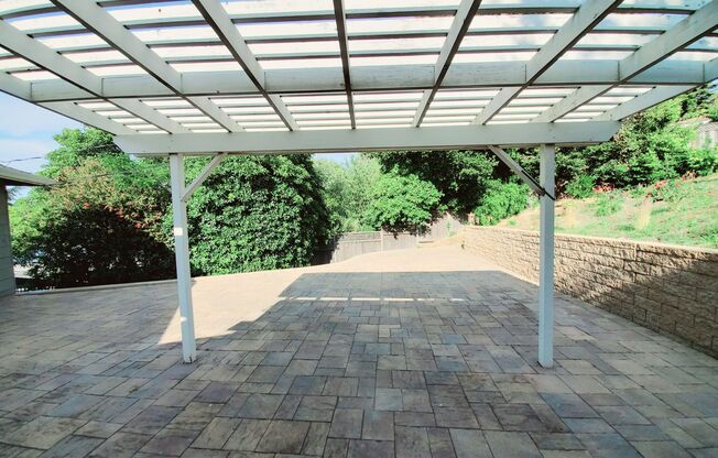 Hillsborough home with Bay views