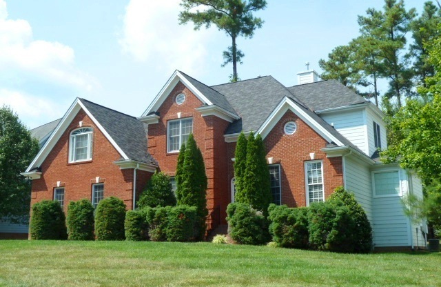 Beautiful 5 bedroom home in lovely Chapel Hill neighborhood. Great location, schools & amenities!