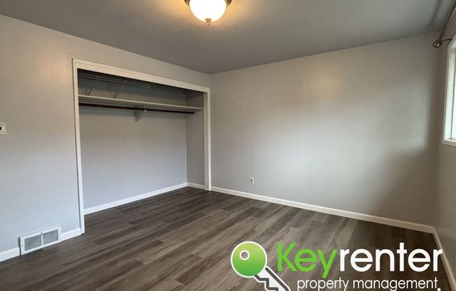 2 beds, 1 bath, $2,000