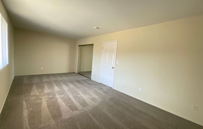 1 bed, 2 baths, 800 sqft, $2,295, Unit B