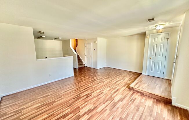 Fantastic 3 Bedroom Townhouse in Wellington/Cloverhill Manassas, VA