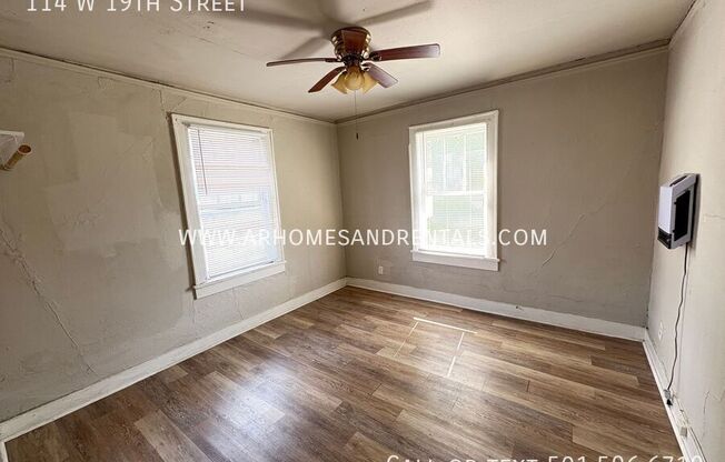 114 W 19 ST