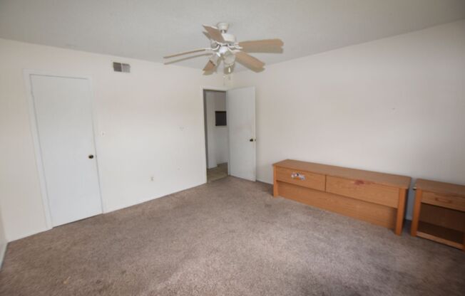 1 bed, 1 bath, $900, Unit # 3022