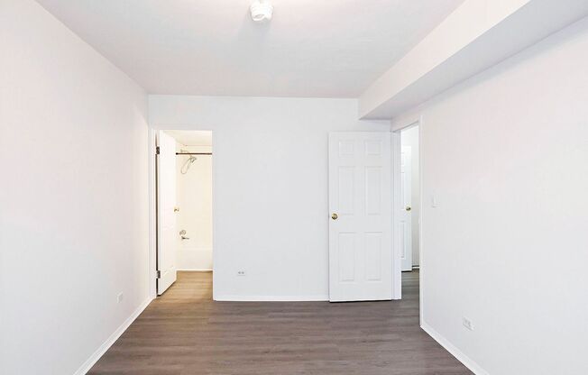 2 beds, 2 baths, $1,650, Unit # 302