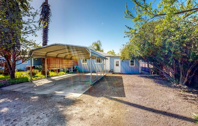 Gated and fully remodeled 1 bedroom 1 bath plus large bonus room!-Attached unit, Includes water, garbage and PGE!