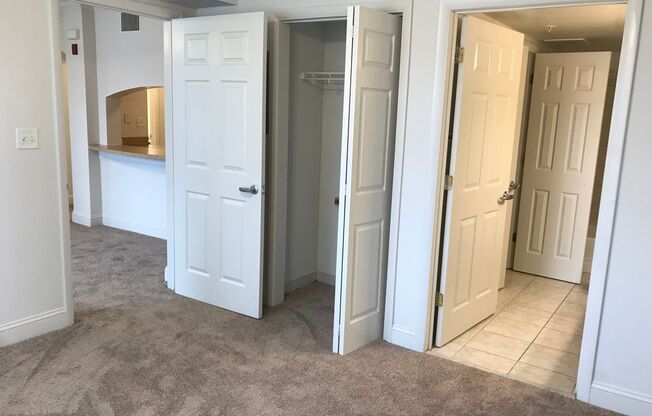 2 beds, 2 baths, 840 sqft, $1,875, Unit 4-0306