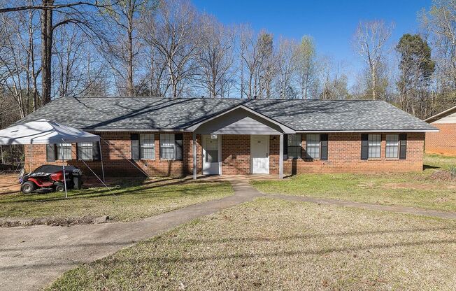 2 beds, 2 baths, $1,200, Unit 153