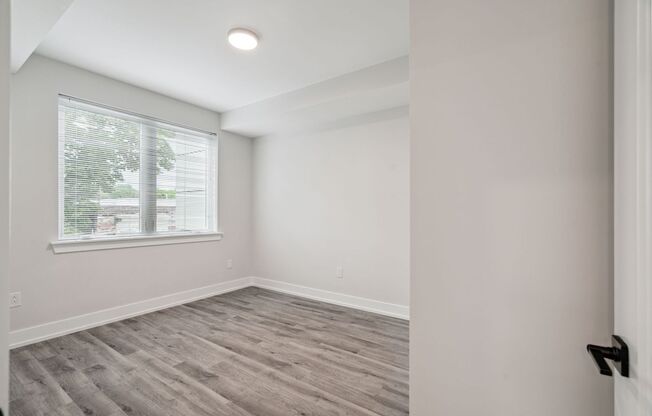 1 bed, 1 bath, 593 sqft, $1,595, Unit C07