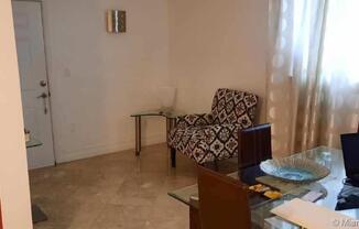 150 SW 10th St