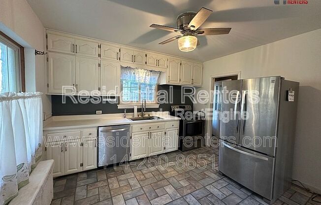 1320 WILSON DR