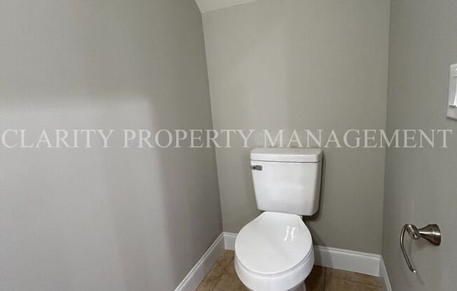 2 beds, 2.5 baths, $1,350, Unit Apt 1