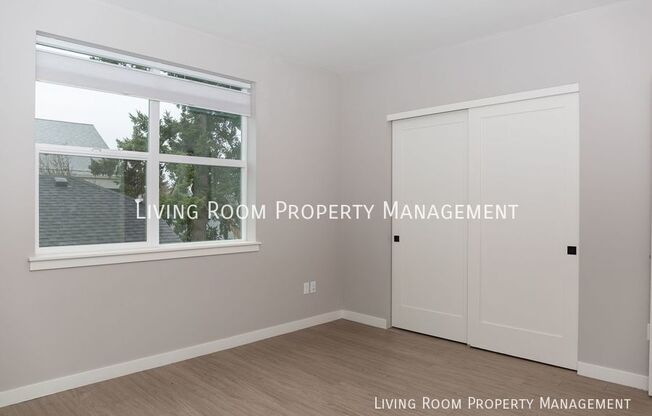 1801 N ROSA PARKS WAY