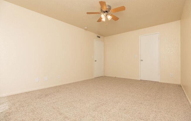 2 beds, 1 bath, 945 sqft, $1,695, Unit 73158