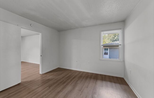 1 bed, 1 bath, 660 sqft, $950, Unit 1315-E